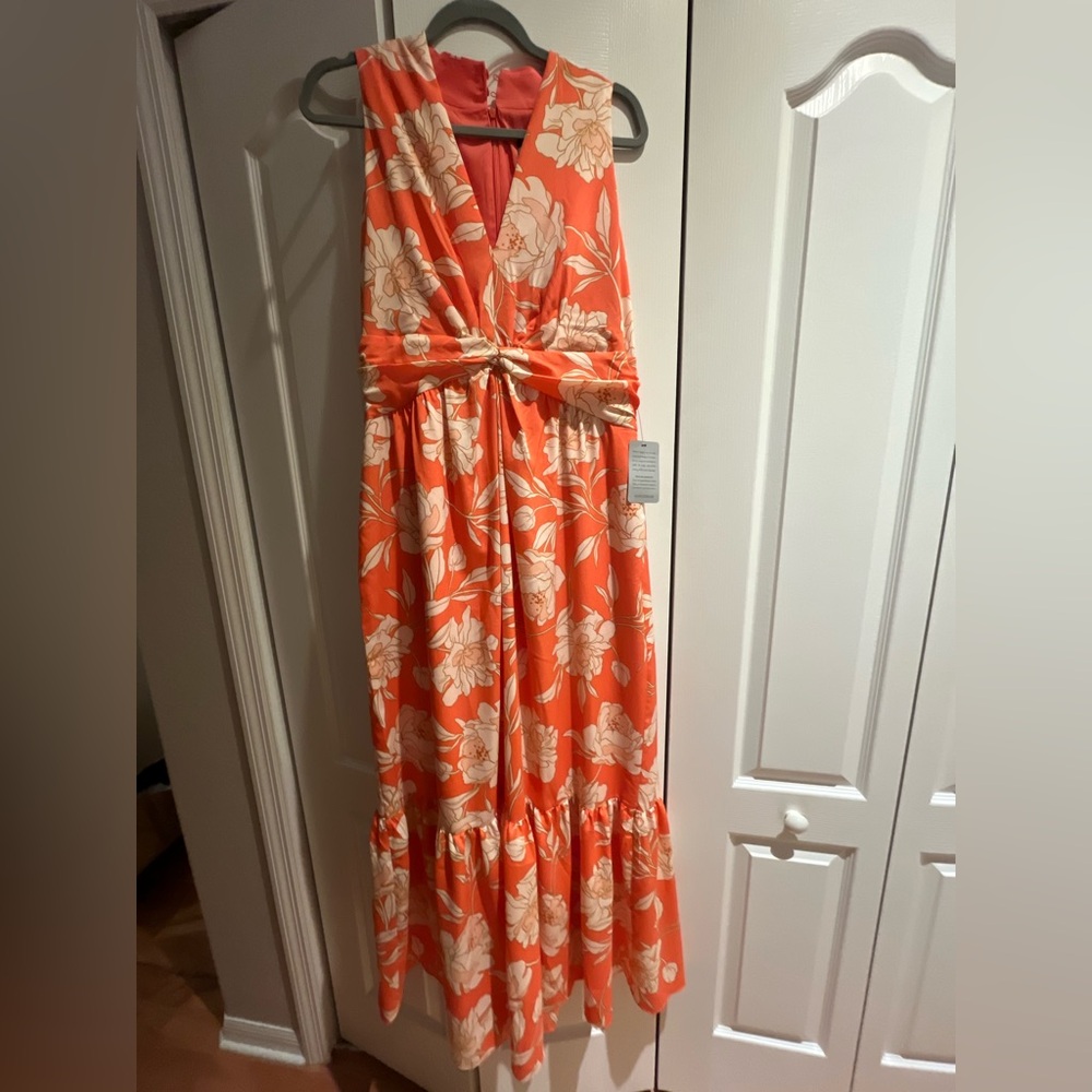 NEW Vince Camuto Floral Maxi Dress